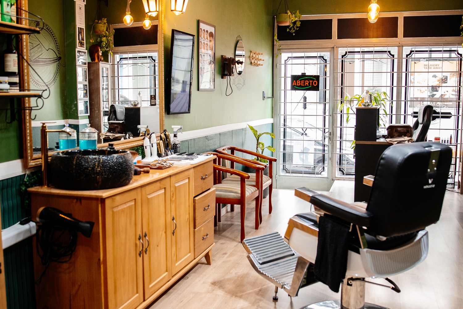 Retrô Barbearia Clássica